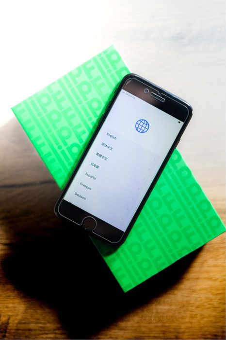 iPhone SE 2020 128GB / Гаранция 2027г