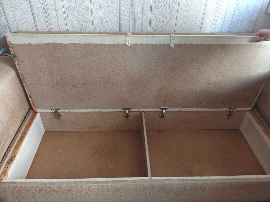 Диваны даром. Самовывоз. КШТ.