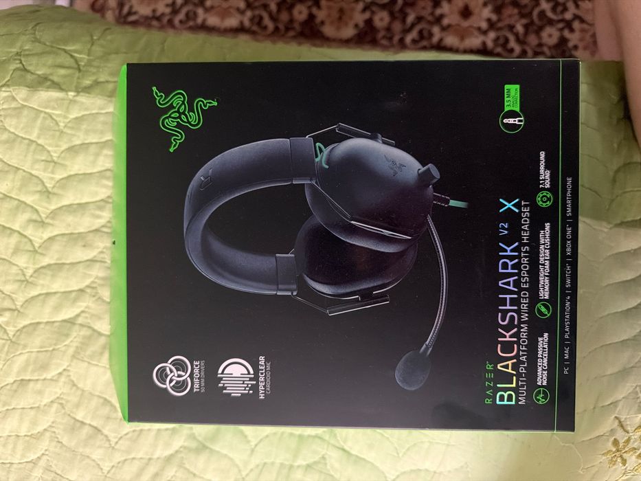 Проводные наушники Razer black shark v2 x