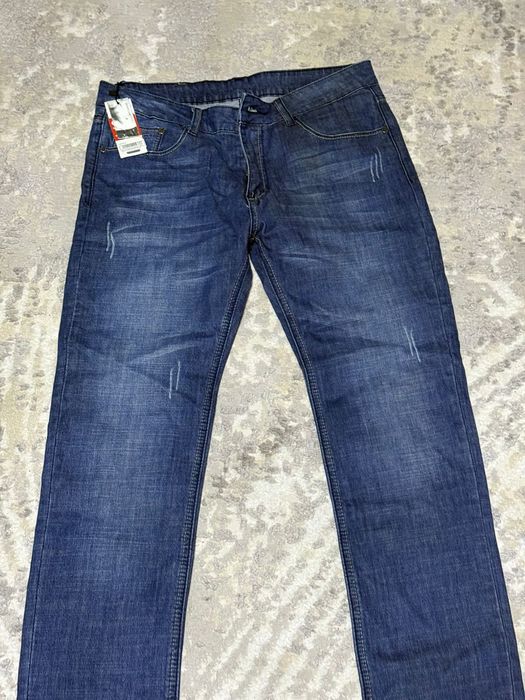 Продам новые джинсы