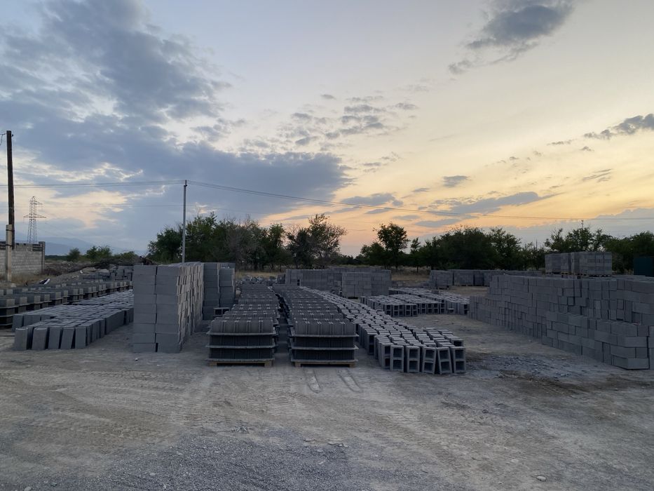 кирпич сатылады  .