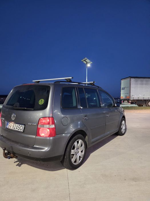 Volkswagen Touran 2005 diesel, 2.372 € — imagine 4