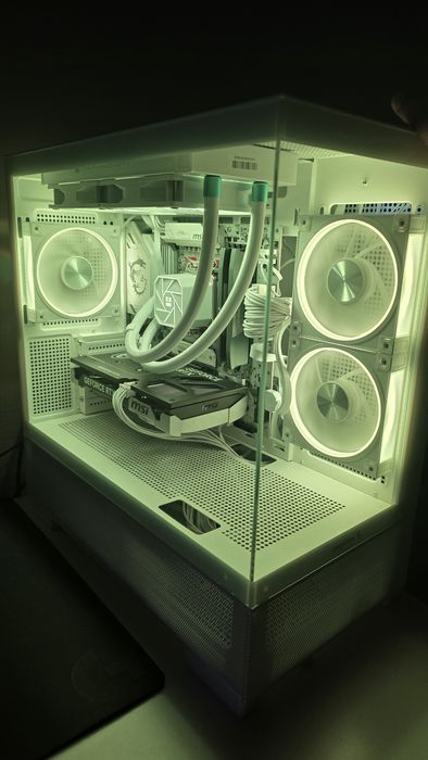 Геймърски звяр – Ryzen 7 7800X3D / RTX 5060 Ti / 32GB DDR5 – ВСИЧКО ЧИСТО НОВО