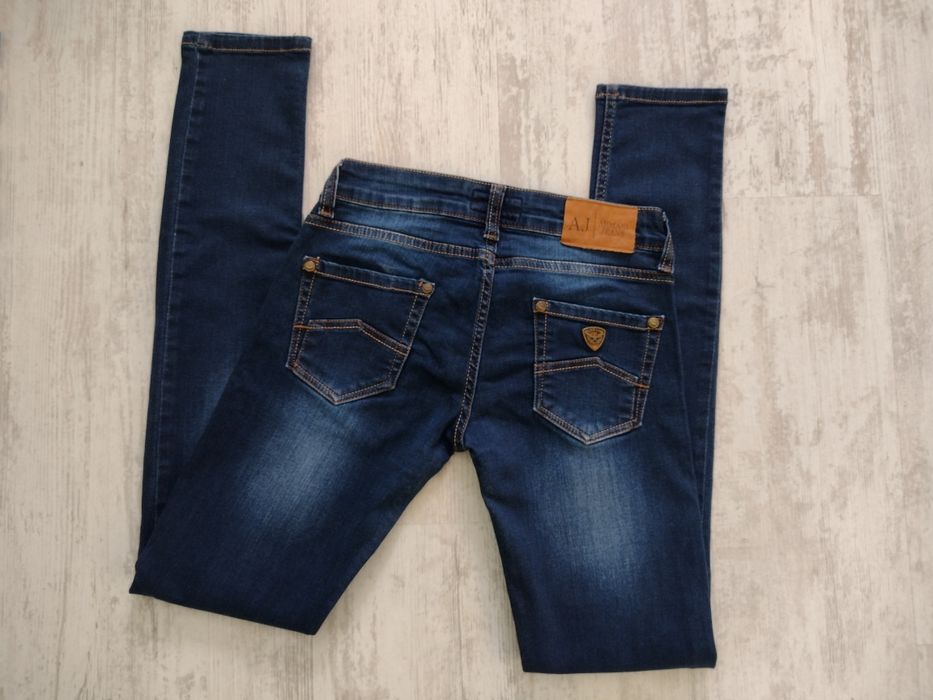 Дамски дънки Armani Jeans