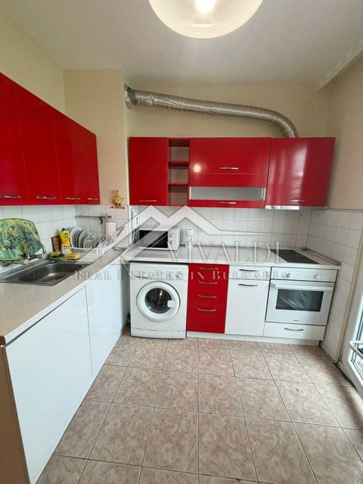 Продава се Четиристаен апартамент в Варна, Колхозен пазар - 90 кв.м за 1967 €/кв.м - Снимка #4