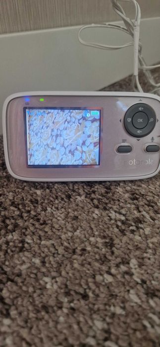 Бебефон Motorola