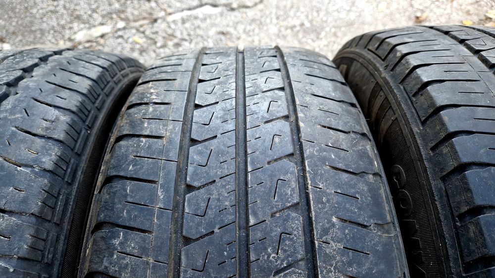 4бр 205/65/15 C бусови летни гуми  Maxxis / Fulda