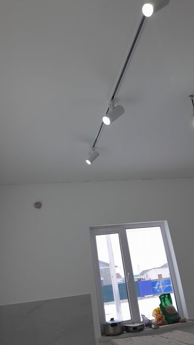 Ақсаи2 уи сатылады саудасы бар