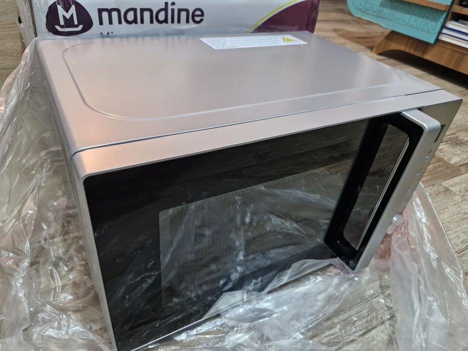 Cuptor microunde cu Grill 1000W