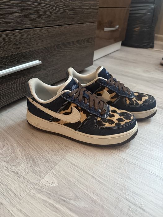 Обувки Nike лимитирани
