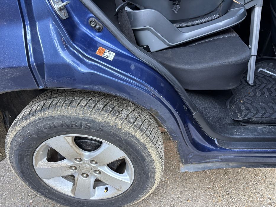 Vând Suzuki Grand Vitara 2009 2.0 benzina