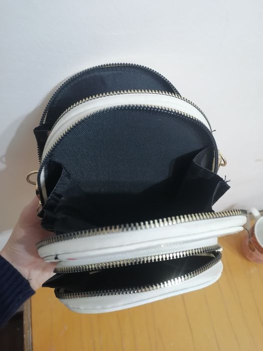 Ayollar qizlar uchun sumka