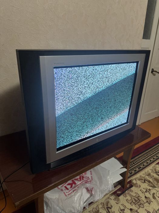 Продам телевизор