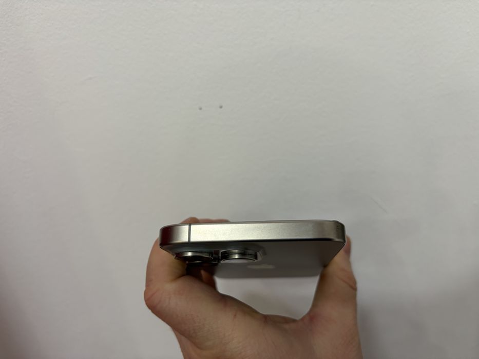Iphone 15 Pro Max, Natural Titanium, pentru piese