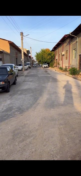Srochno!! Yer sotiladi Toshmi postidan 300m kirganda eski 16 yillik