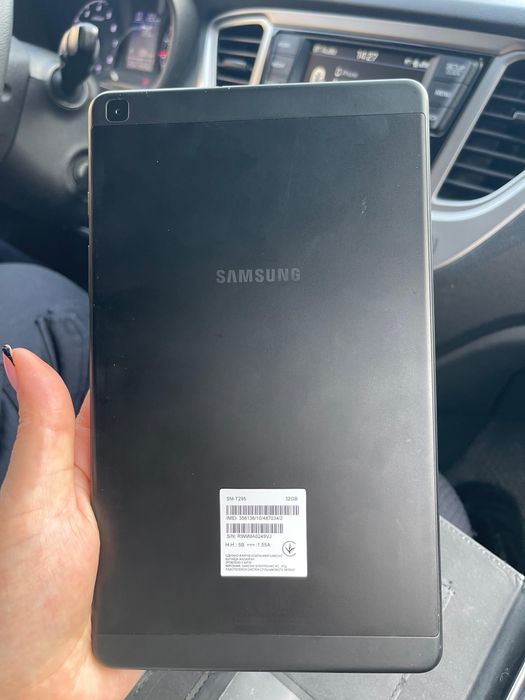 Продам самсунг а8 4g