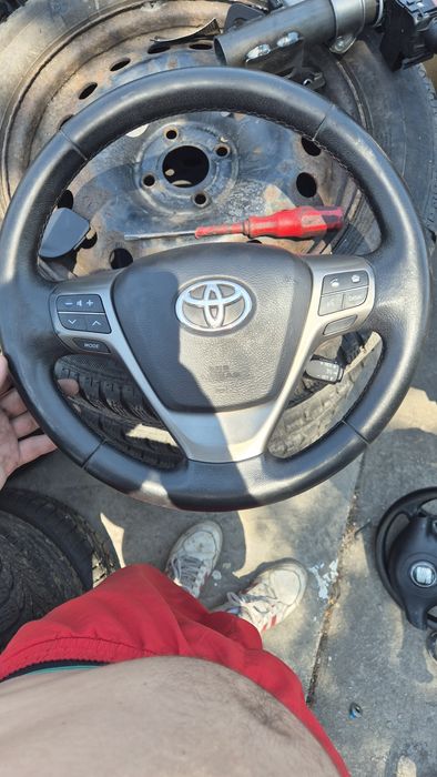 Оригинален Мулти волан за ТОЙОТА Авенс Т27 2008- 2012г