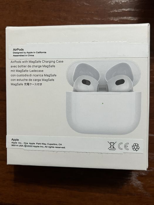 Airpods3 наушники Apple в хорошем состояние