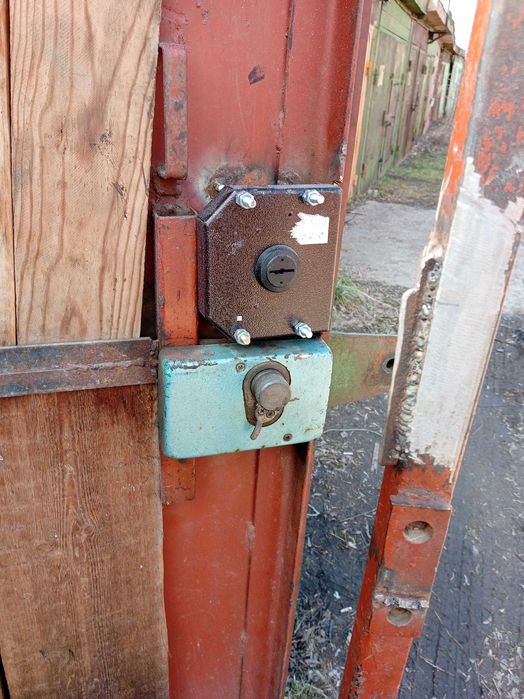 гараж 22 КВ.М В ЦЕНТРЕ города—ИДЕАЛЬНЫЕ условия для ХРАНЕНИЯ И БИЗНЕСА