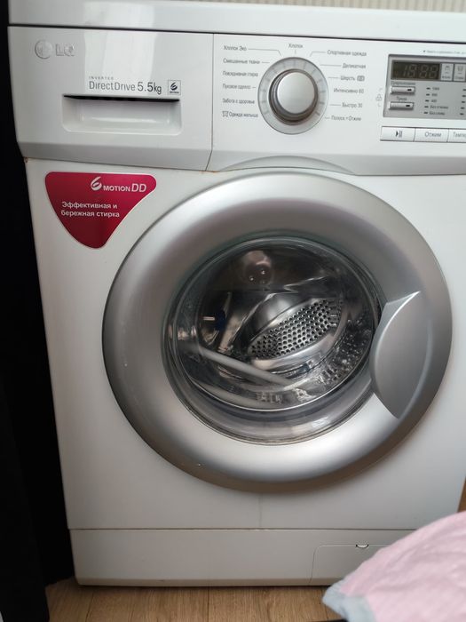 Продам стиралную машину на запчасти