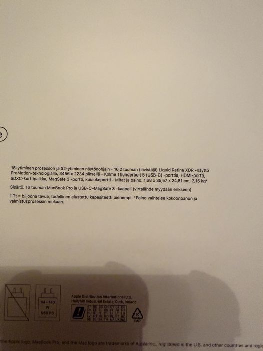 MacBook Pro 16 M5 MAX 18cpu,32gb,36GPU,2TB SSD nou cu garantie