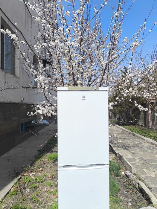 Холодильник рабочий