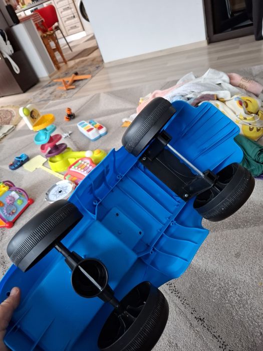 Masinuta  copii noua