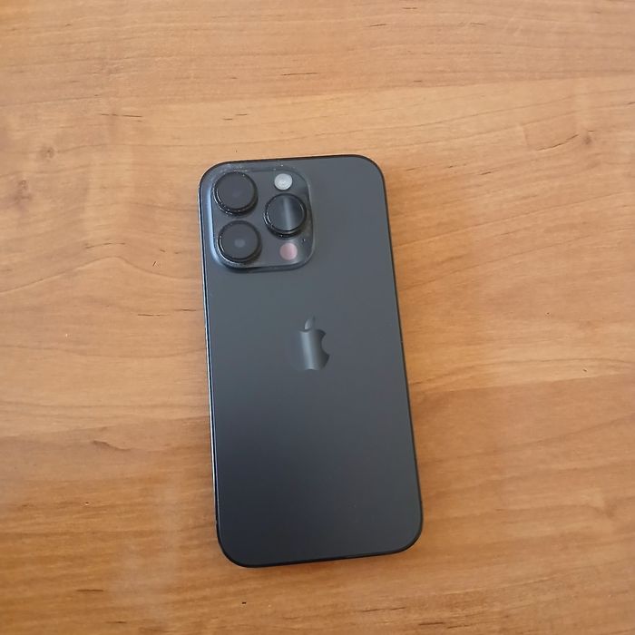 Продается айфон 14 про 256 гб