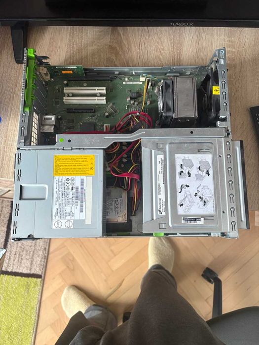 Настолен компютър Fujitsu Esprimo E5730