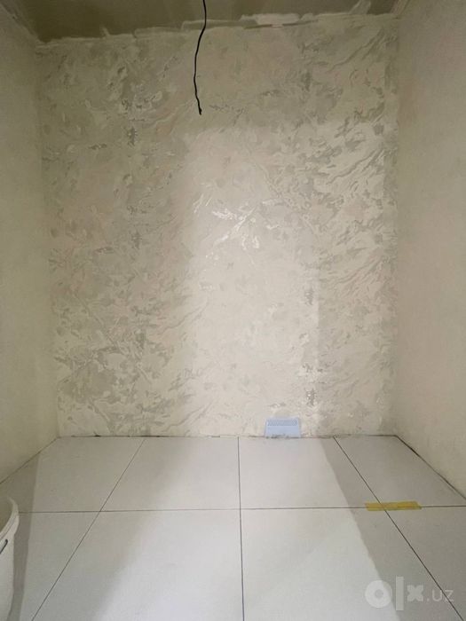 Yangi Qoyliq uylarida 3 xonali tamirdan chiqgan uy zudlik bilan arzong