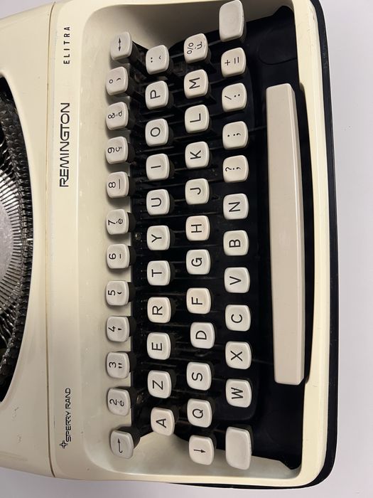 Mașină de scris Remington Elitra 1970