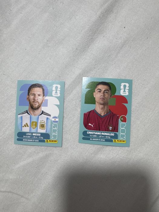 messi/ronaldo sticker panini world cup