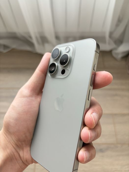 Продам iPhone 15PRO 128гб
