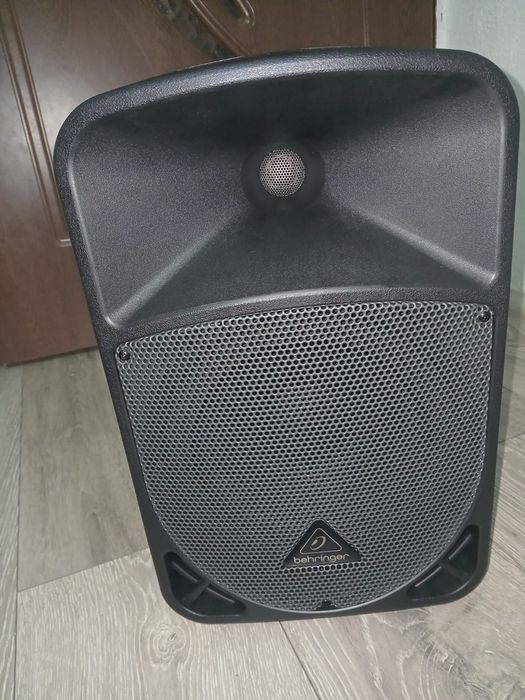 Boxa behringer de 8 inch B108