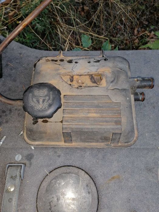 ПЕЖО 806 ЧАСТИ  .Което е на снимките .Алуминиеви джанти с гуми 15 ки .