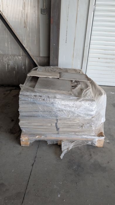 Подарявам разни видове плочки