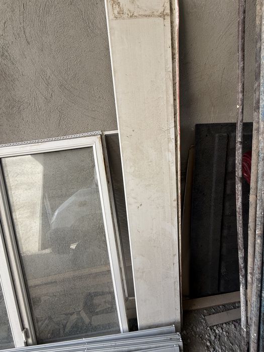 Окно для дома почти новые