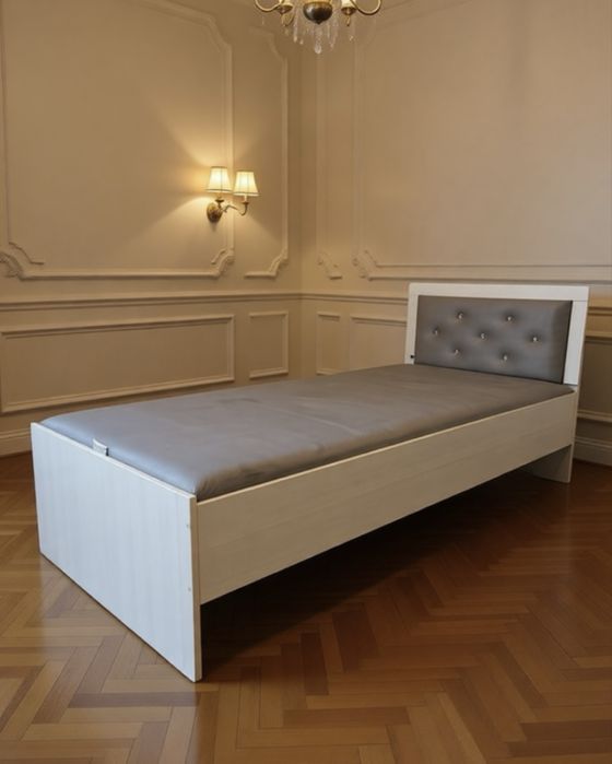 Односпальная кровать 90*200