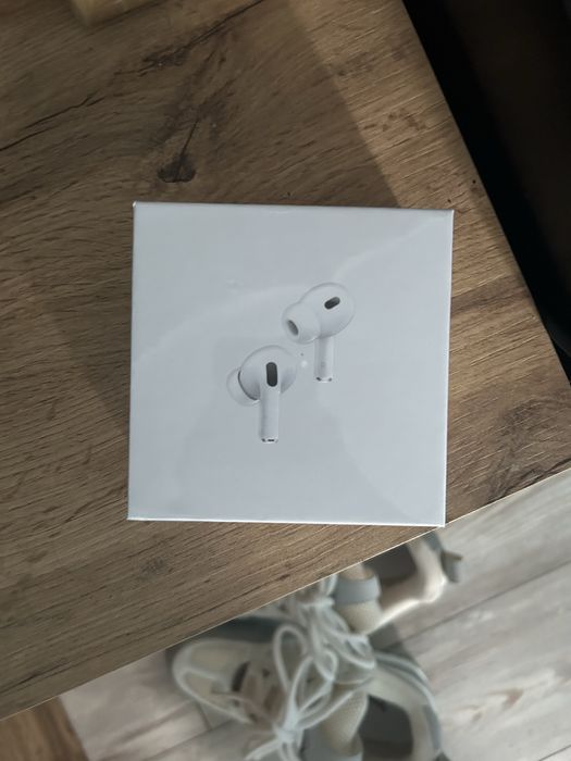 Casti iphone noi sigilate