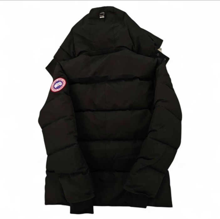 Geaca Canada Goose nouă