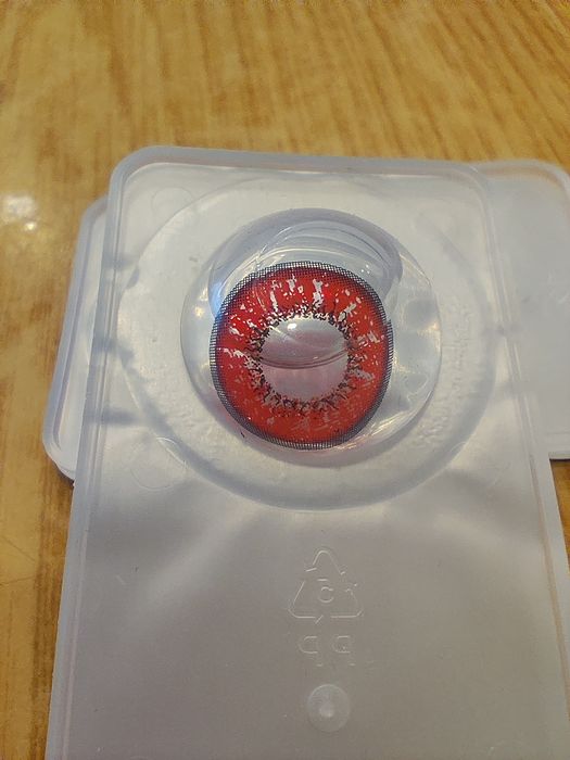 Цветные    линзы