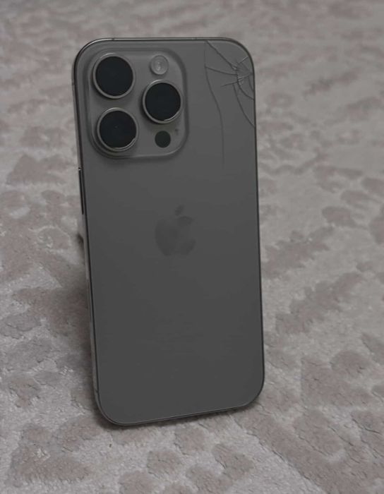 Iphone 16 pro, 256gb, AKB90%