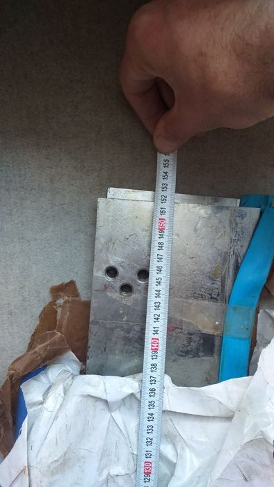 Vând  cutite  ghilotină