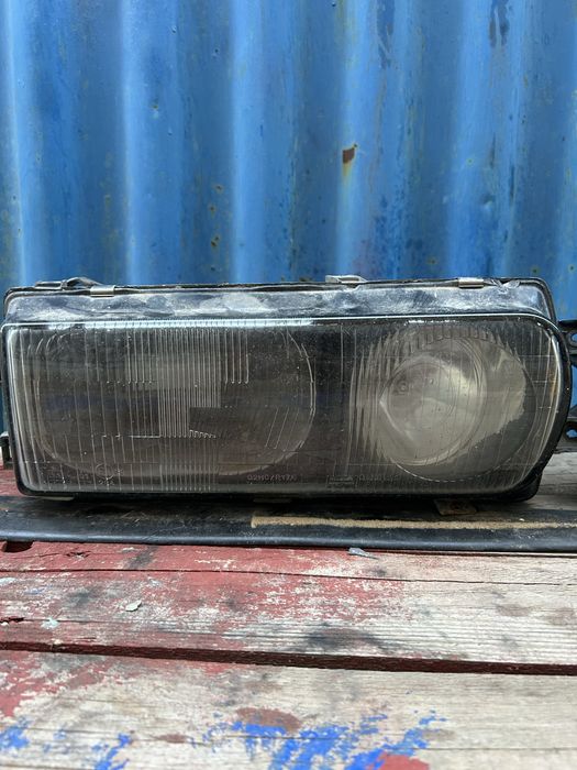 Митсубиси сигма передний фары