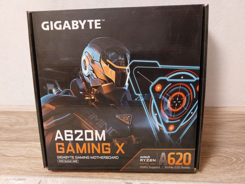 материнская плата Gigabyte A620m.