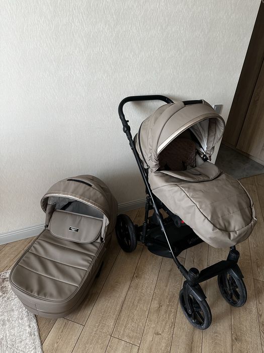 Продам коляска 2 в 1 ADAMEX RIMiNI