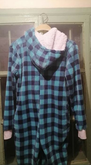 Дамски пижамен гащеризон