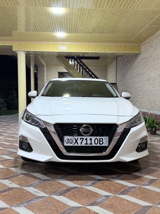 Nissan Altima американка 2.0 vc-turbo