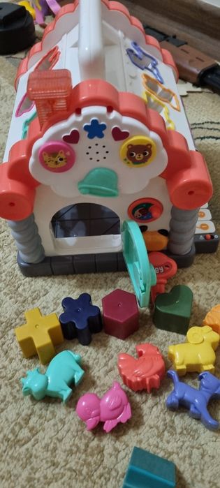 Бизиборд интерактивный