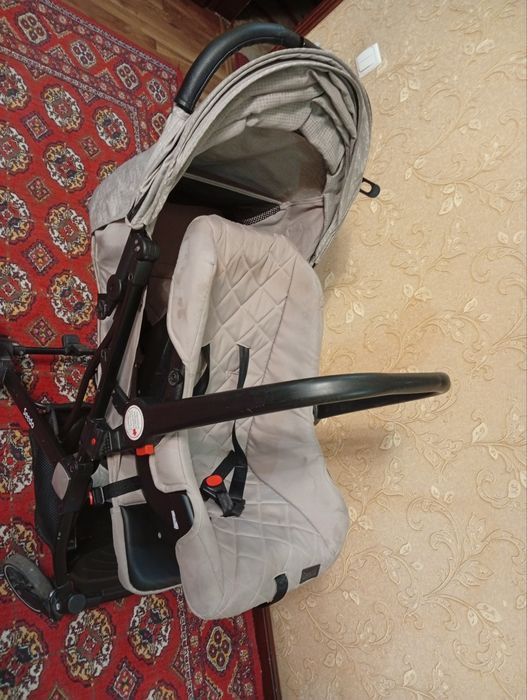 Болалар коляскаси